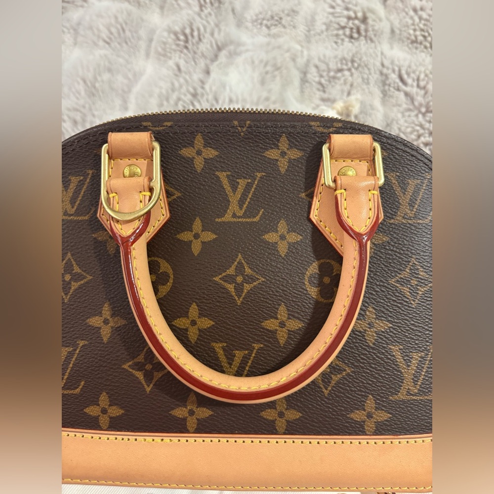 Louis Vuitton Mini Alma Satchel in Monogram Canvas with Natural Vachetta Trim - Picture 15 of 16